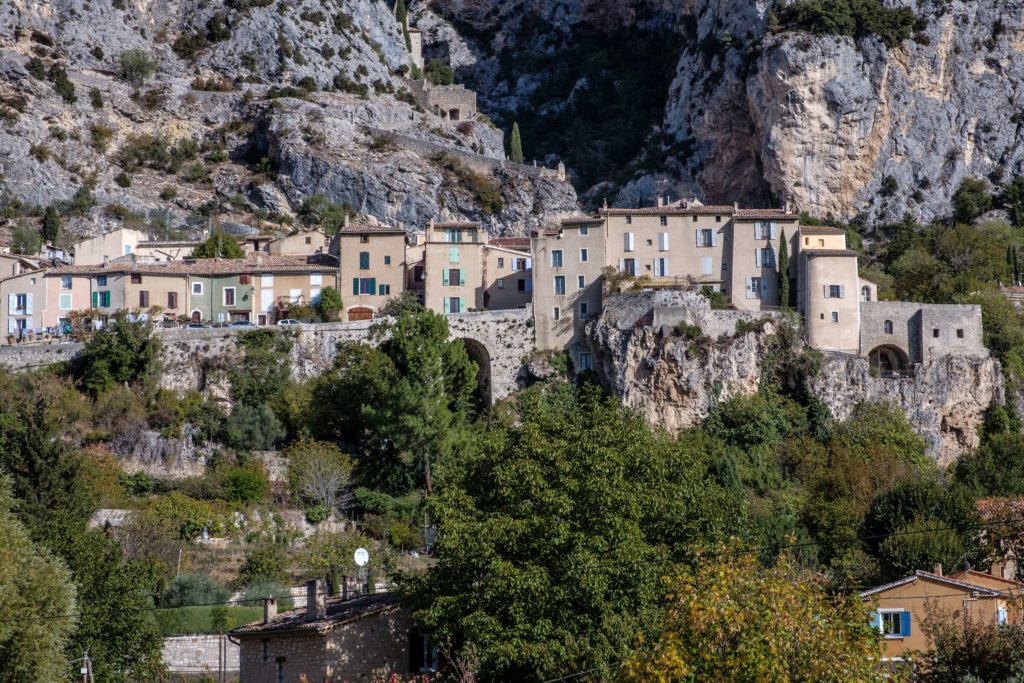 Close up of Moustiers-Sainte-Marie