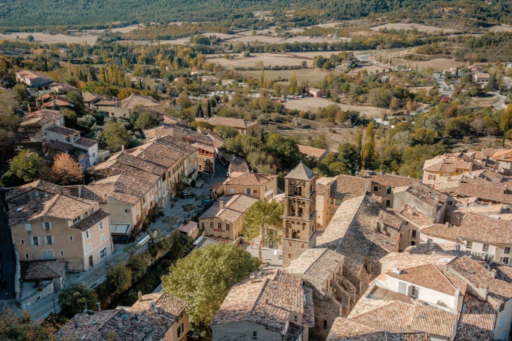 Moustiers-Sainte-Marie from above