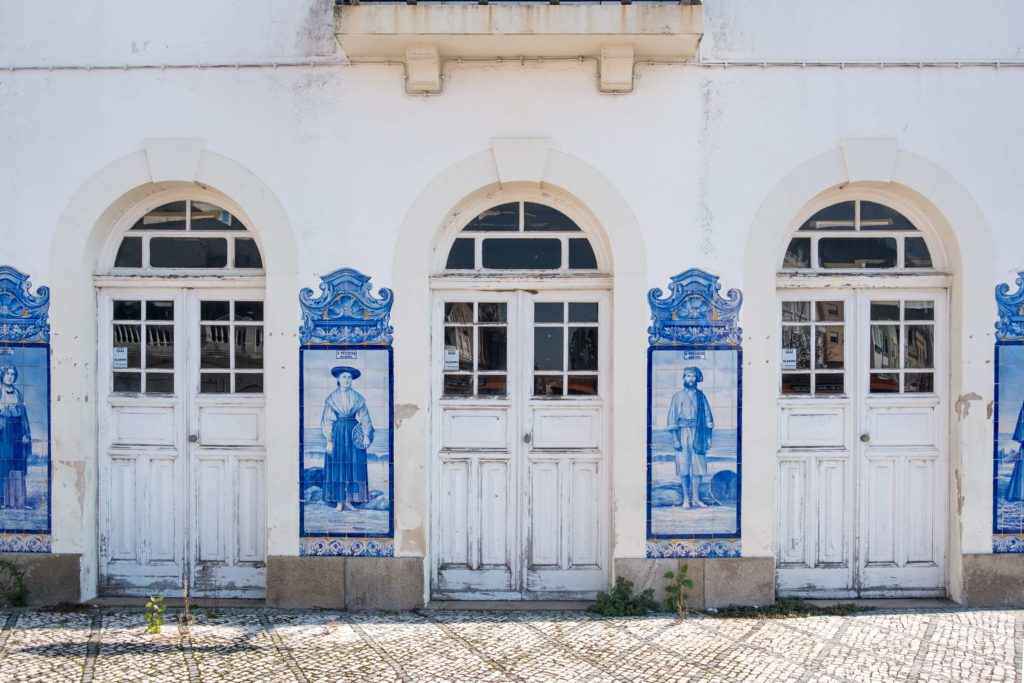 Aveiro train station with tiled portraits