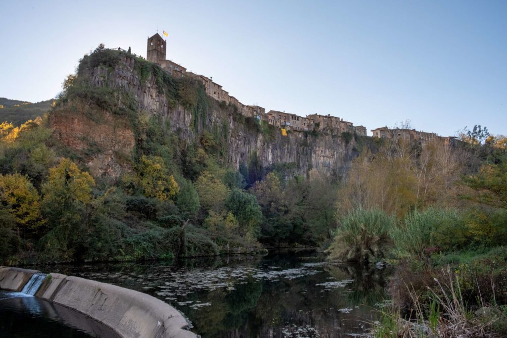 Castellfollit de la roca, Catalonia above the river