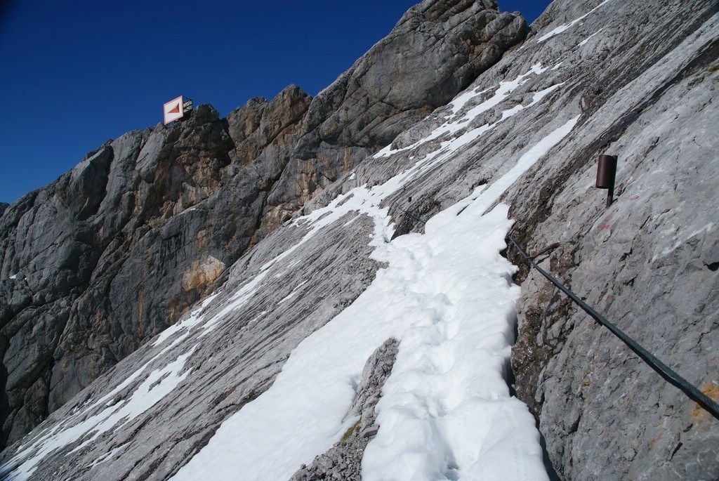 Dachstein carved path leading to the tunnel