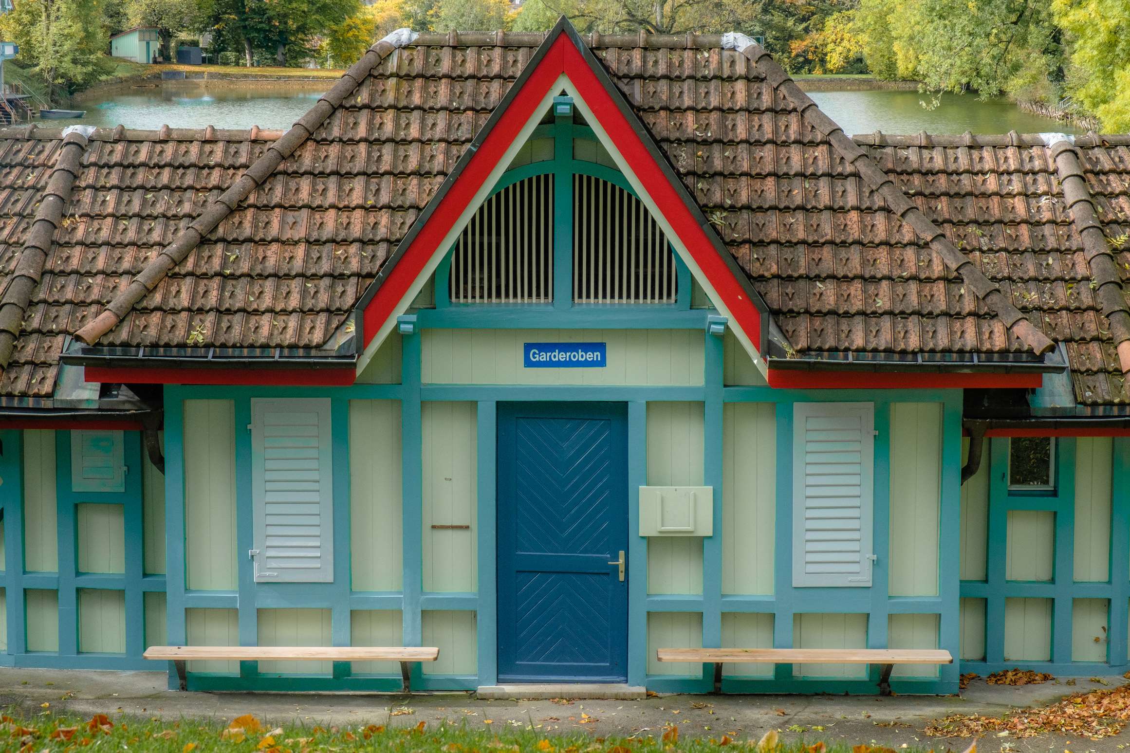 Entrance to vintage dressing rooms at Drei Weieren in St. Gallen