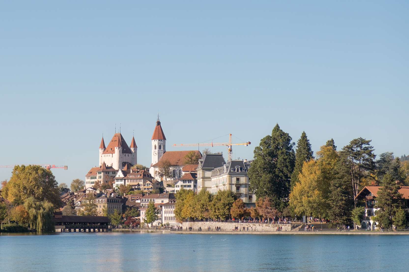 Thun with wide expansive river in the foreground