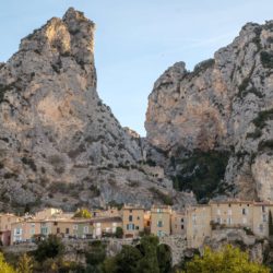 Moustiers-Sainte-Marie with mountains behind