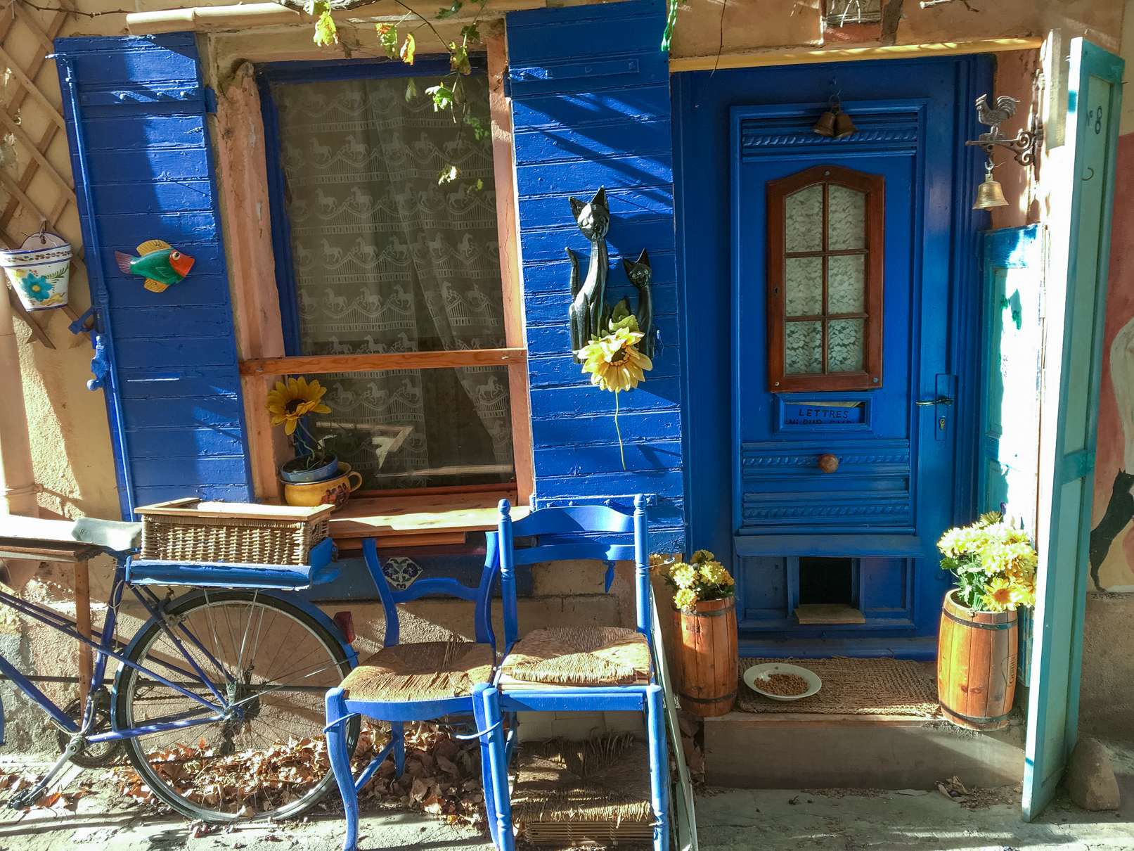 Wonky kitsch house front in Arles