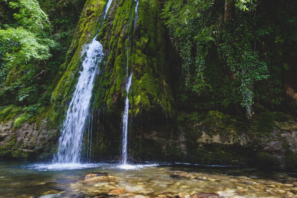 Kaghu waterfall (კაღუს ჩანჩქერი) on Abasha river