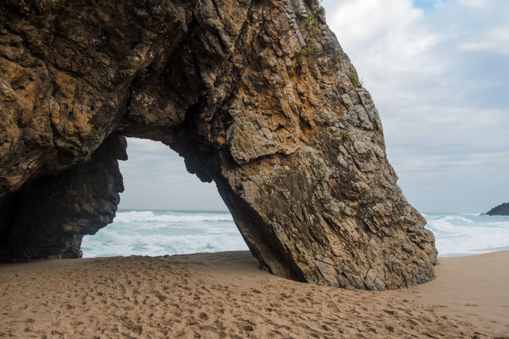 Praia da Adraga archway