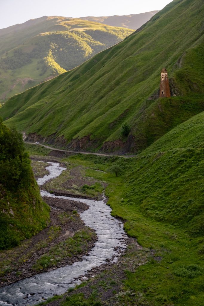 Lebaiskari tower and Arghuni river