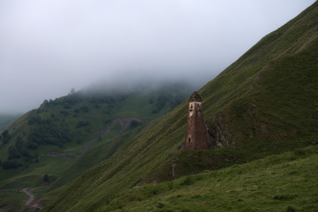 Lebaiskari tower in thick fog at the foot of Datvisjvari pass