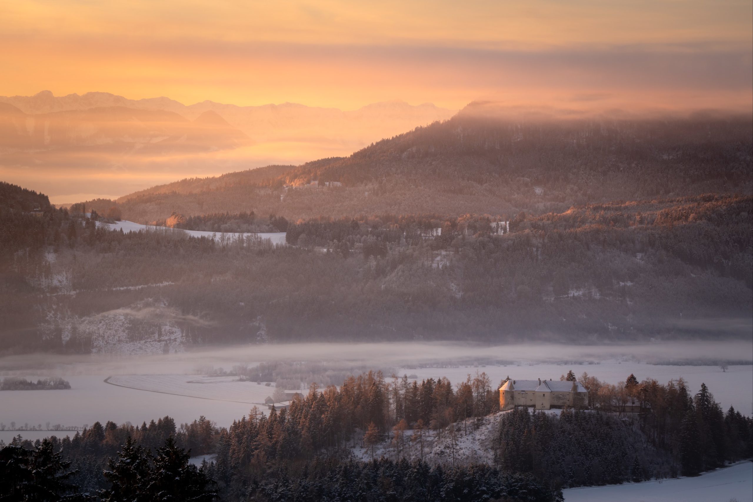 Castle/Schloss Hohenstein during a fiery winter sunrise