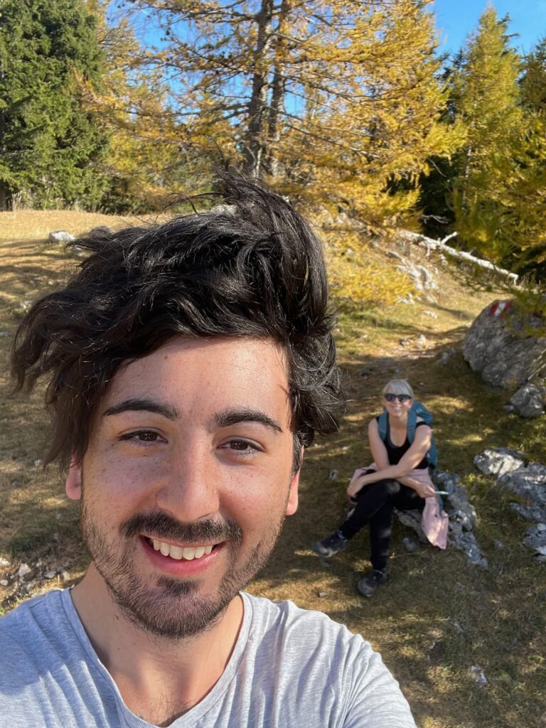 Aydin & Caroline selfie on the Schneeberg trail